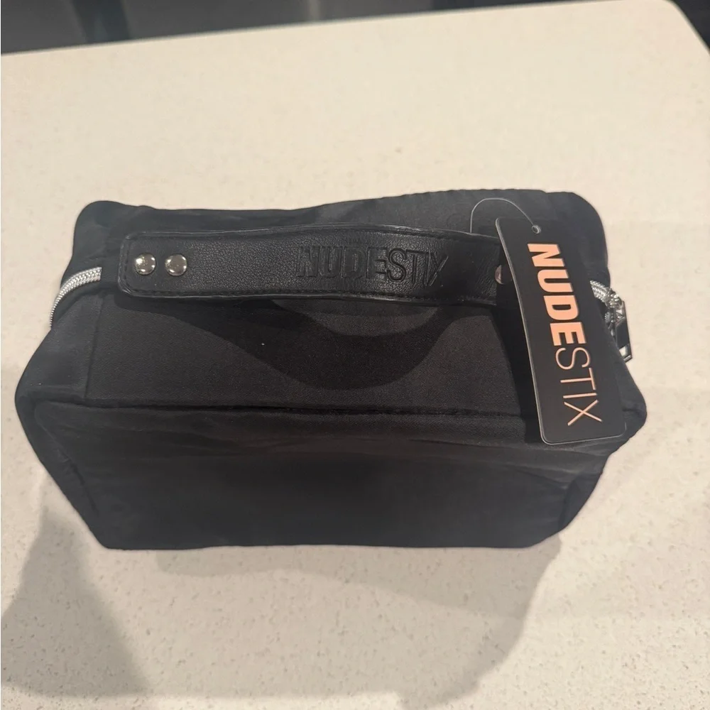NUDESTIX Black Cosmetic Bag
